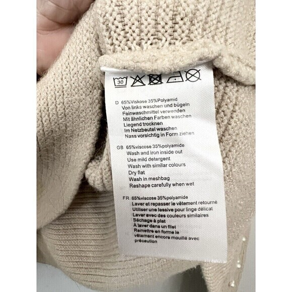 Passioni  Oversized Pearl Camel Tan Sweater Beaded Mock Neck Size Small Shirt - Picture 7 of 9